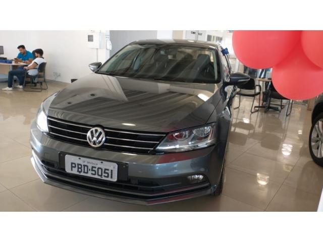 VOLKSWAGEN JETTA 2.0 TSI HIGHLINE 2017 - Foto 8