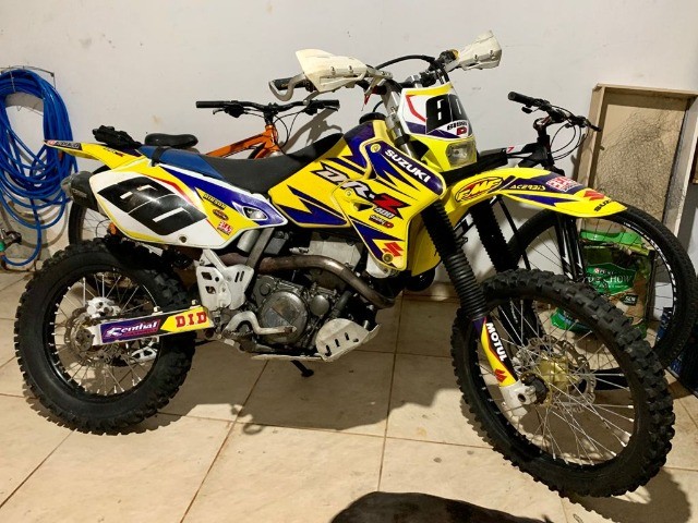 MOTO DE TRILHA 400