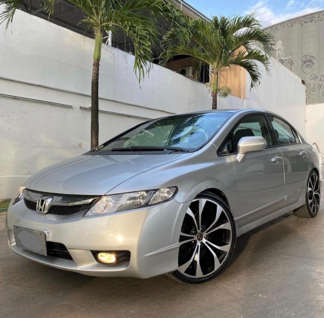 CIVIC LXS 1.8 2009/2010 POUCO RODADO