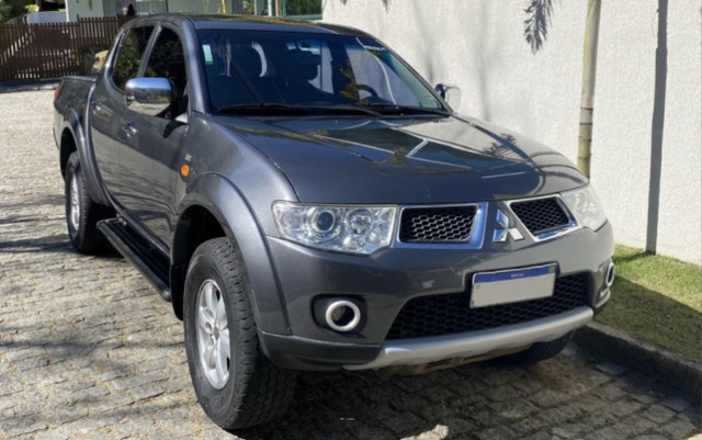 L200 2013 TRITON DIESEL AUTOMATICA