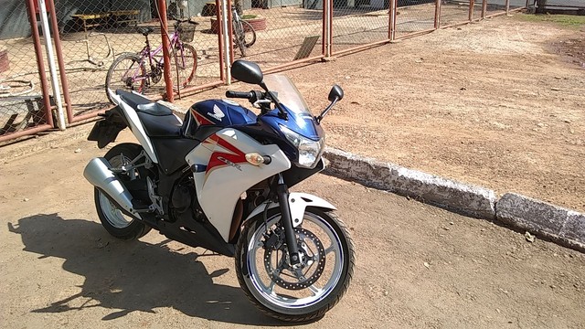 CBR 250R ANO 2012