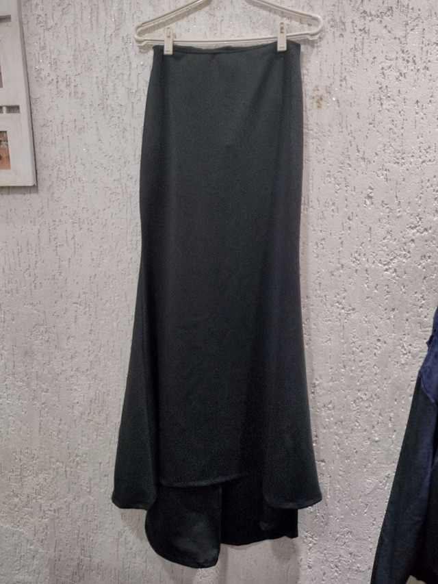 Saia preta longa veste 40 - Foto 3