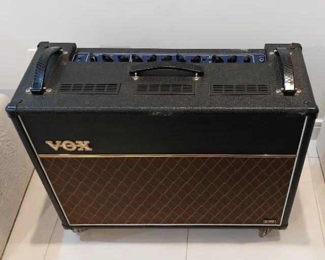 Vox AC30VR 2x12 Pré valvulado  - Foto 4