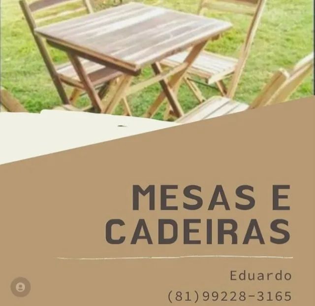 Mesas e Cadeiras de Madeira 