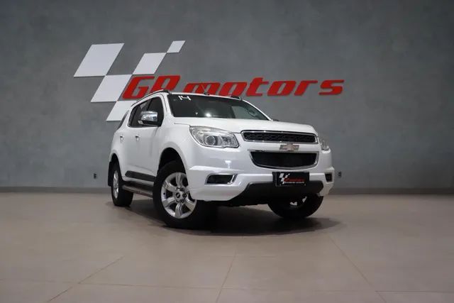 Trailblazer TrailBlazer LTZ 2.8 em Ribeirão Preto Diesel 14/15 Prata -  Veículos da MV Automóveis