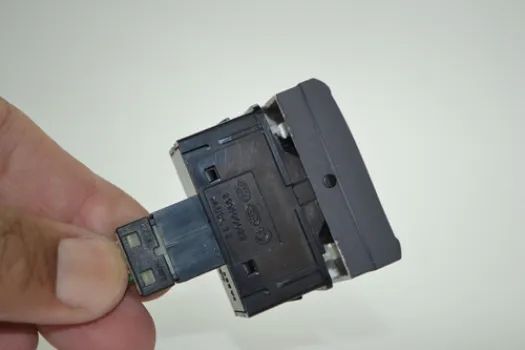 Botão Interruptor Comando Regulagem Luz Hyundai Elantra Ori - Foto 2