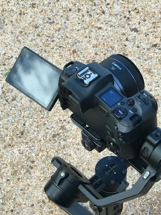 Disponível para freelancer ou fotografia 