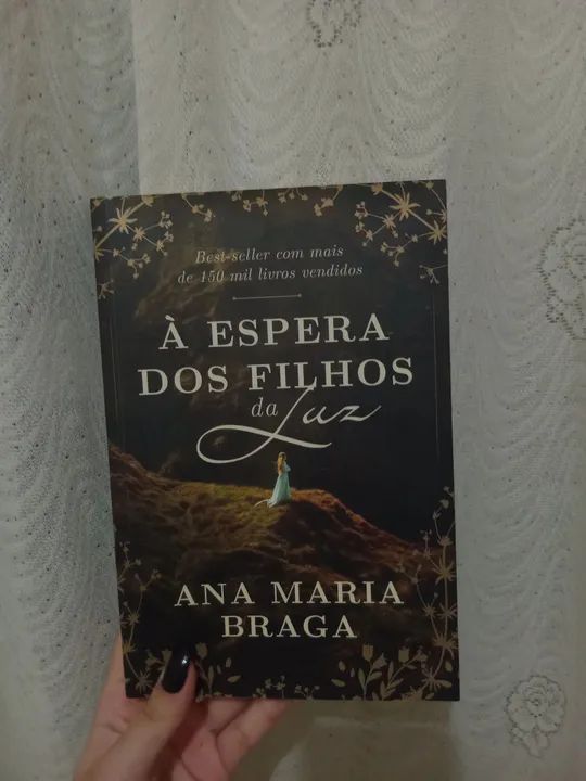 À espera dos filhos da luz 