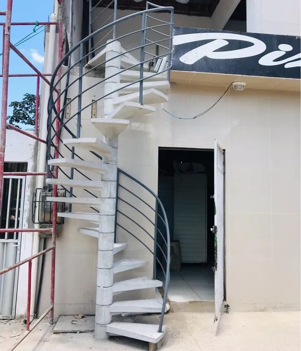 Escada caracol de concreto direto da Fábrica - Foto 3