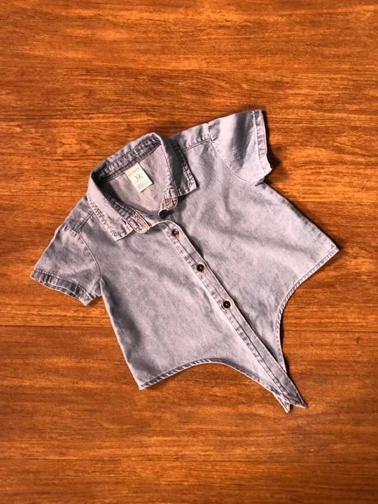 Camisa jeans bebê menina Carters 12 meses