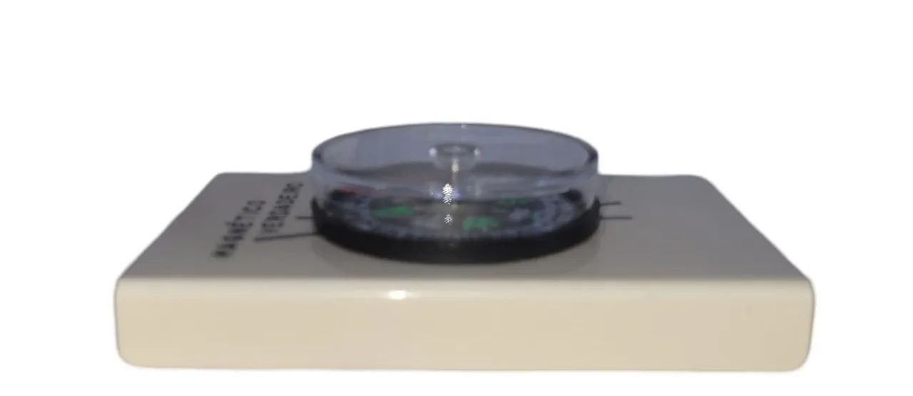 Bússola Indicação Norte Magnético  - Foto 2