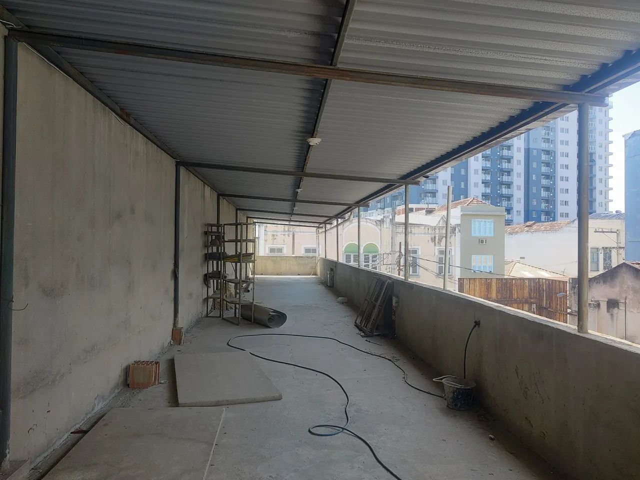 Aluga-se ou Vendo um prédio comercial com três pavimento. - Foto 10