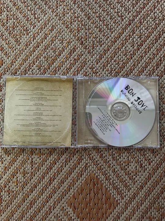 CD Bon Jovi Burning Bridges  - Foto 2