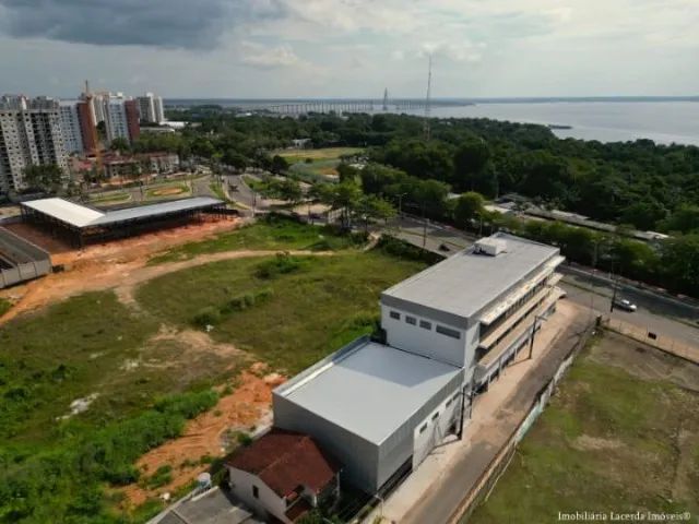 Vendo ou alugo prédio comercial na Ponta Negra 3382 m2 - Foto 4