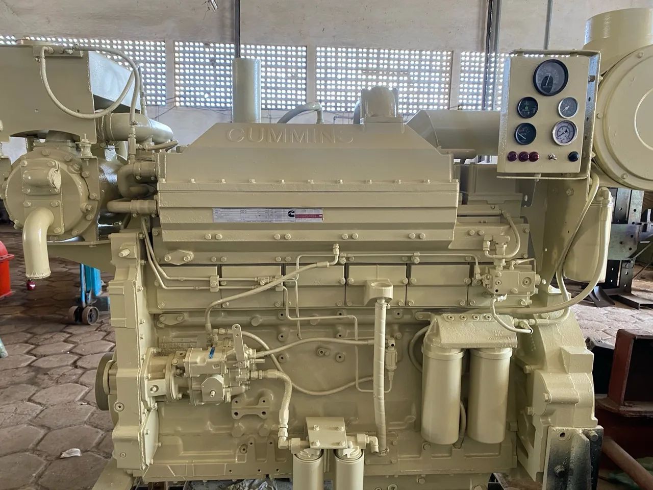 Motor CUMMINS KTA 19 600 HP - Foto 6