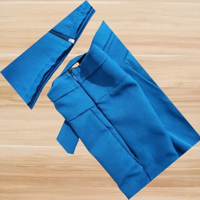 Conjunto alfaiataria cropped alcinha com  bojo e short  - Foto 3
