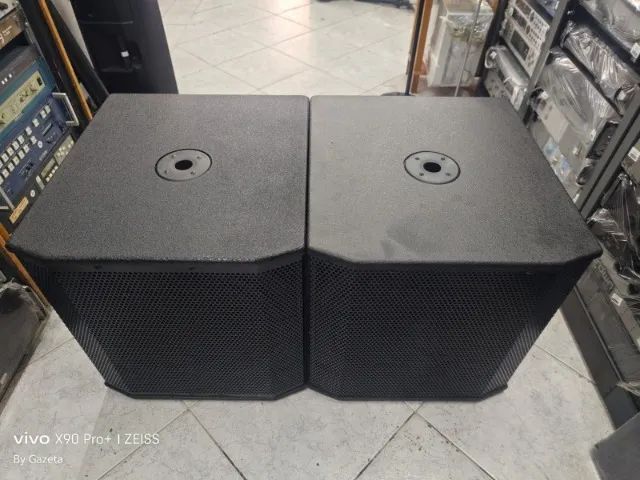 Par De Subgraves 18pol Com Módulo Dclass 1000w Excelente!! - Foto 5