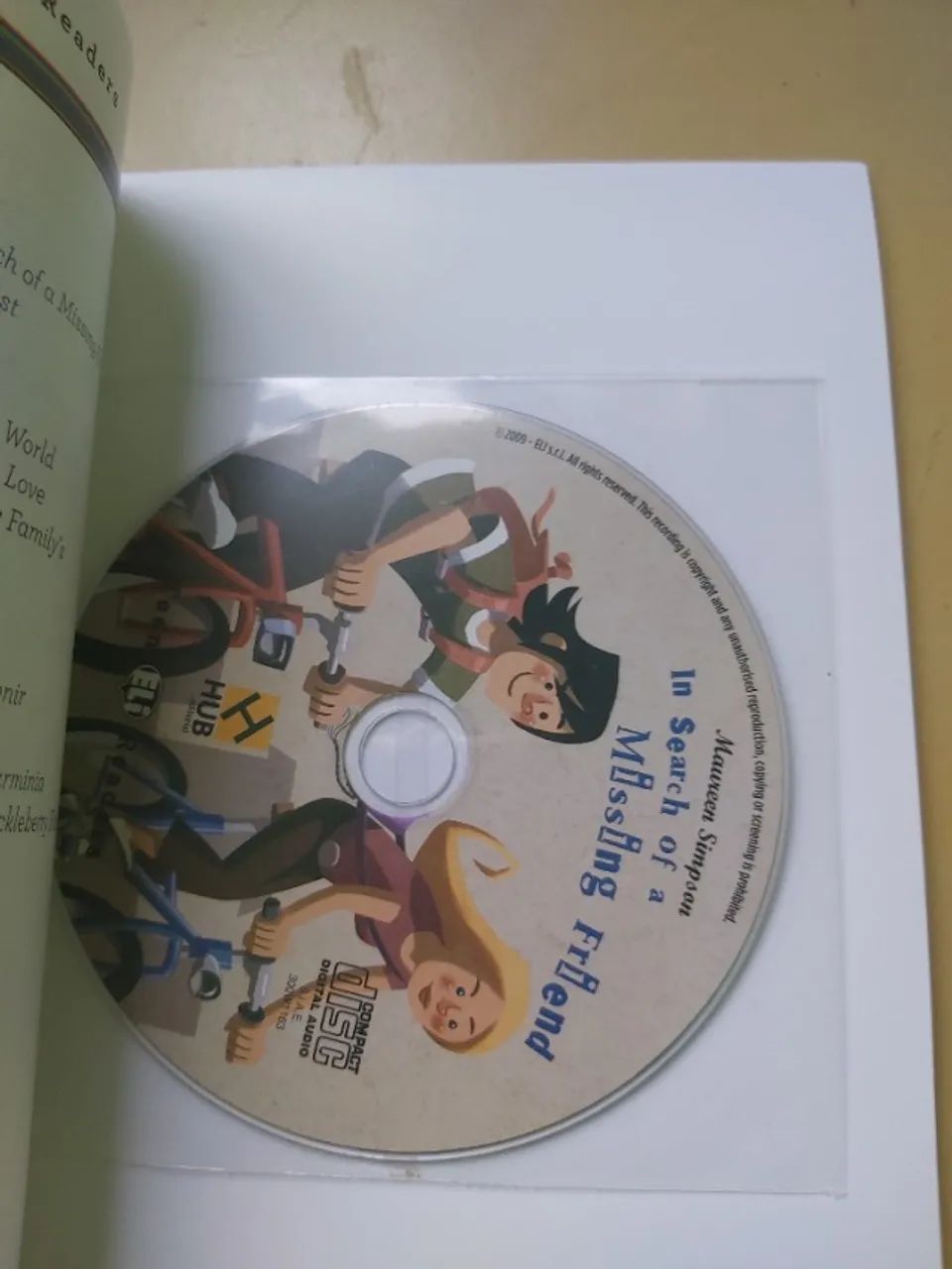 In Search of a Missing Friend - Livro infanto-juvenil em Inglês - Foto 4