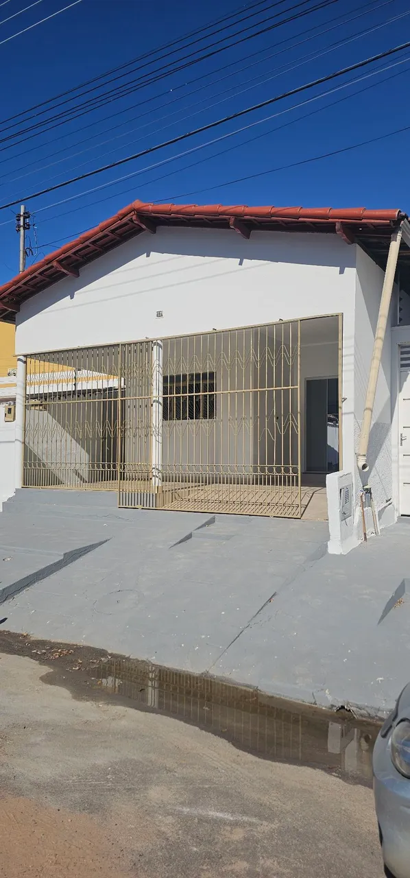 Alugo uma casa no centro