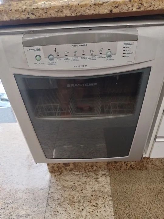 Máquina de lavar louças 