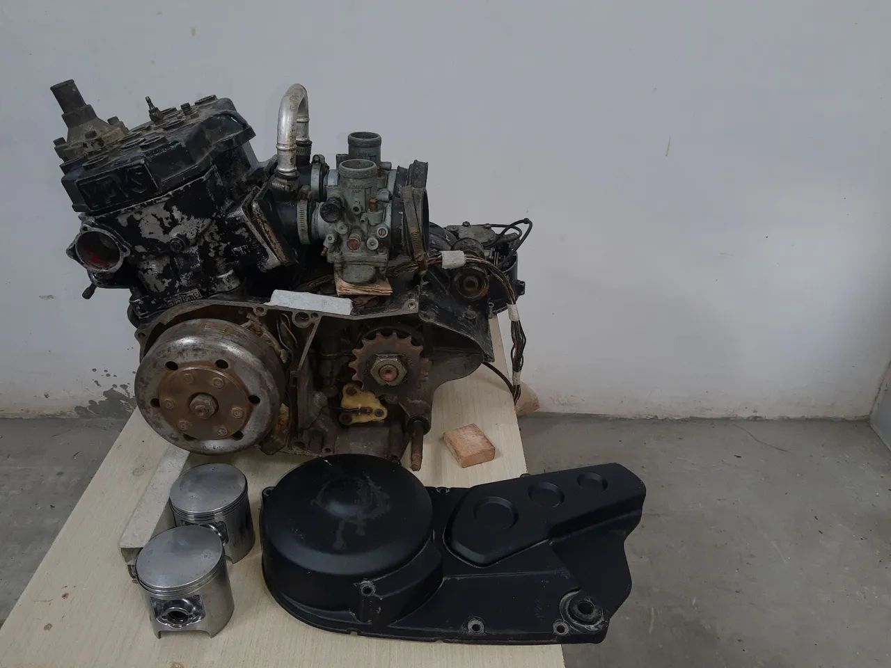 Motor completo da Yamaha Rd 350 medida 0,25 - Foto 3