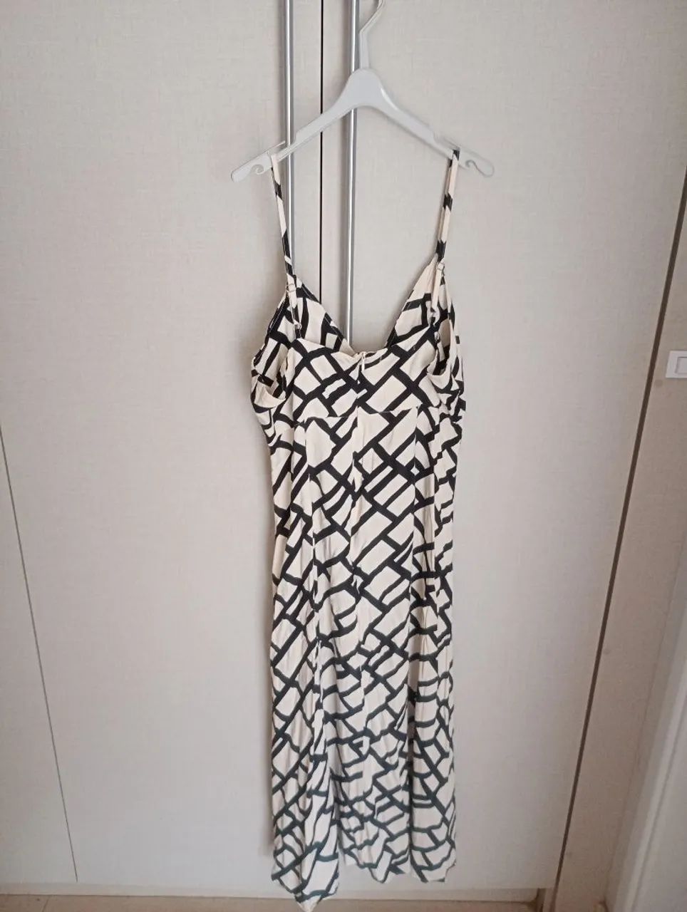 Vestido longo preto e branco - Foto 2