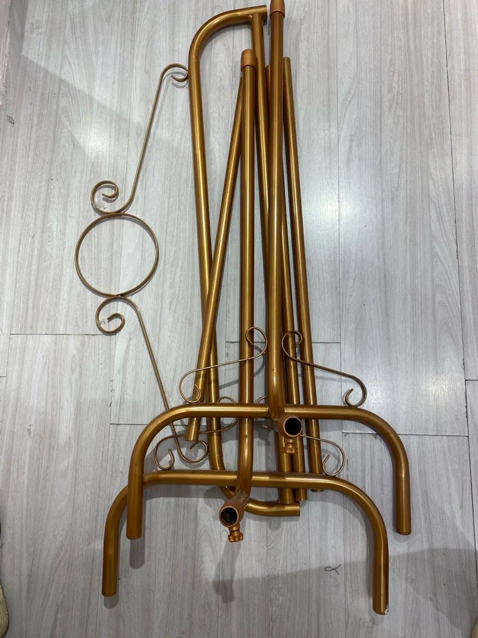 Vendo Arara modelo Provençal, com 1.metro largura x 2.metros de altura - Foto 4