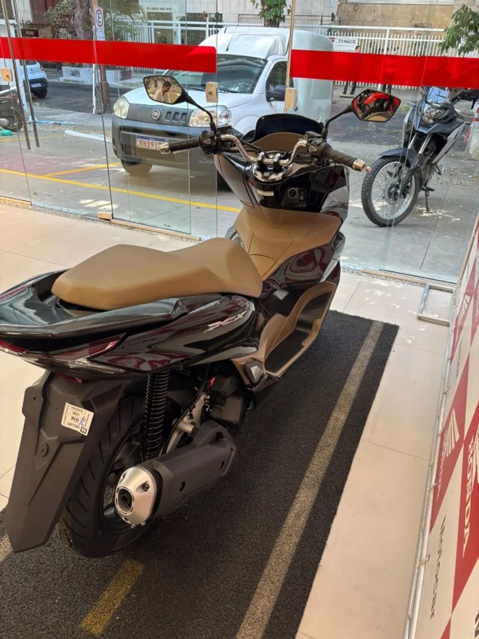 PCX 160 DLX  - Foto 5