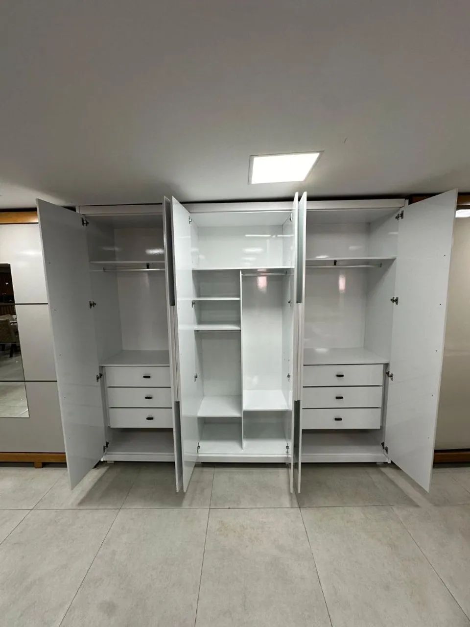 Guarda-Roupa Branco 100% MDF 