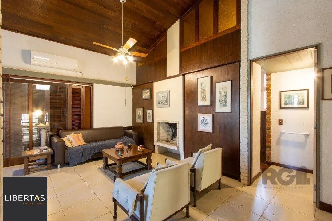 Casa 3 dormitórios à venda Vila Assunção Porto Alegre/RS