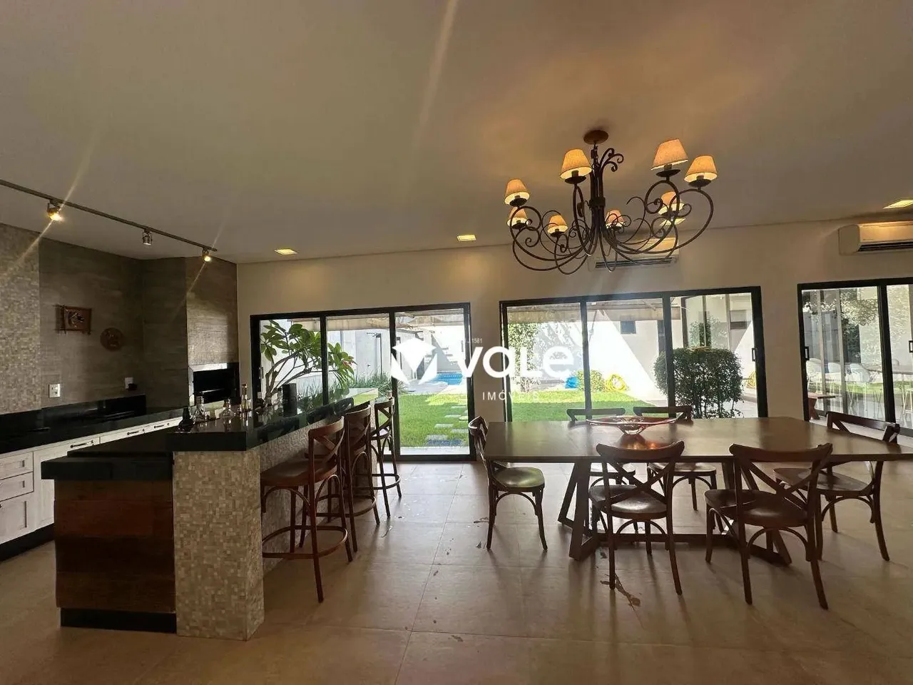 Casa com 4 dormitórios à venda, 450 m² por R$ 2.600.000,00 - Plano Diretor Norte - Palmas/