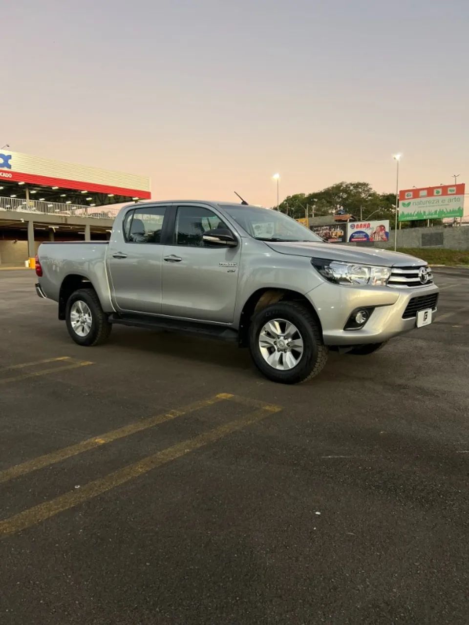 HILUX SR 2.7 FLEX AUT. - Foto 3