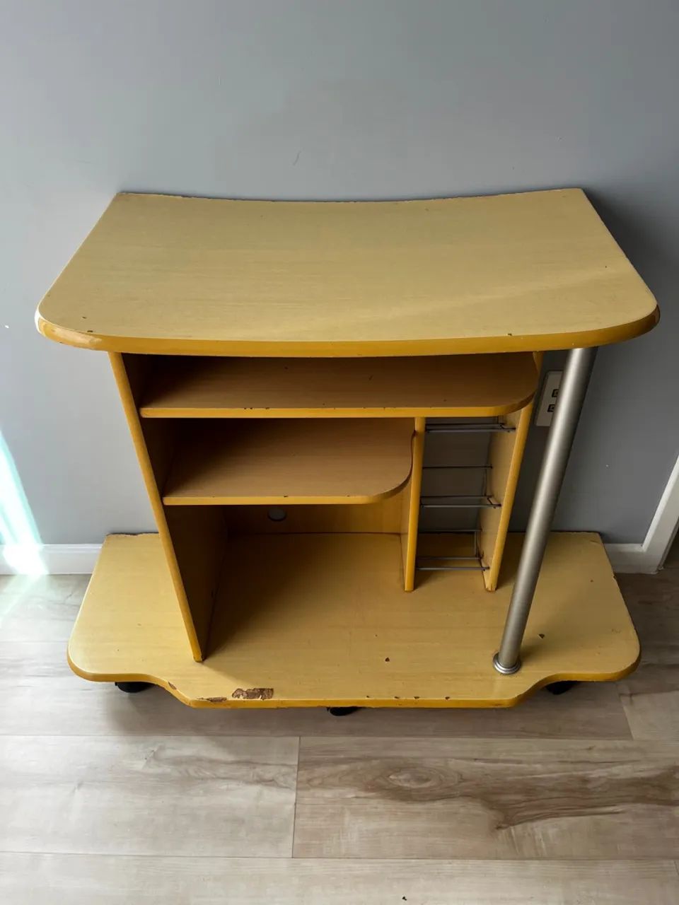 Rack com 6 rodinhas 360°