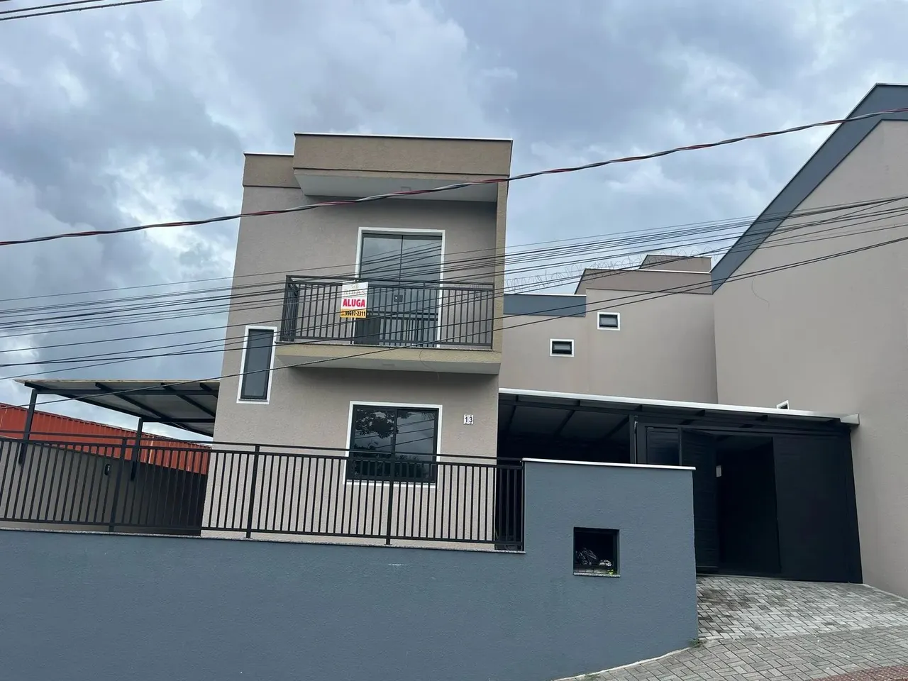 Sobrado geminado bairro Vila Lenzi