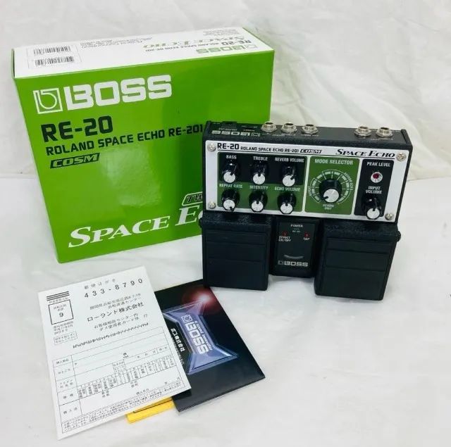 Pedaleira BOSS SPACE ECHO RE-20 - Instrumentos musicais
