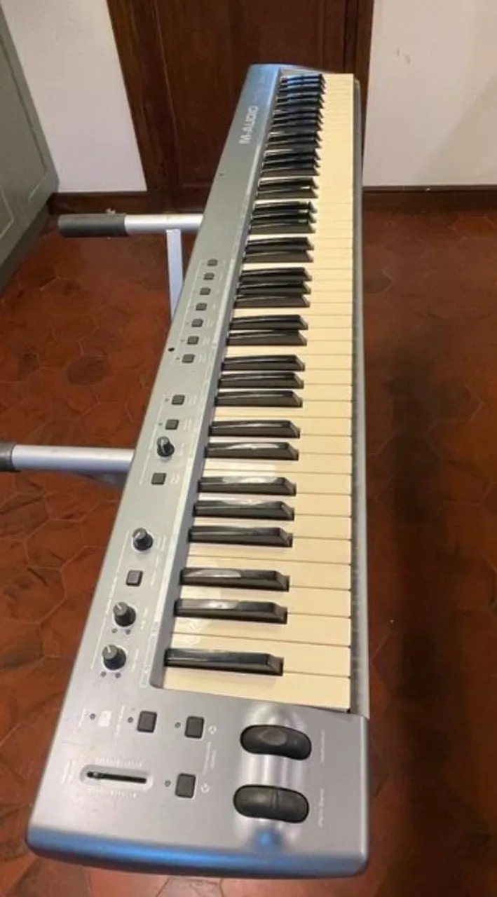 Teclado M-Audio PROKEYS SONO 88