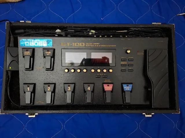 Pedaleira Boss GT100 + Case + Fonte original 