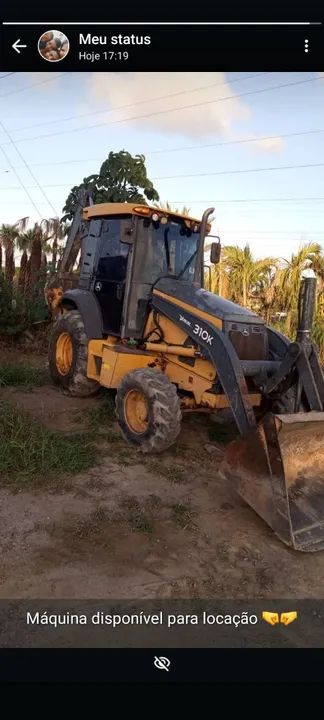 Máquina de construção - Retroescavadeira