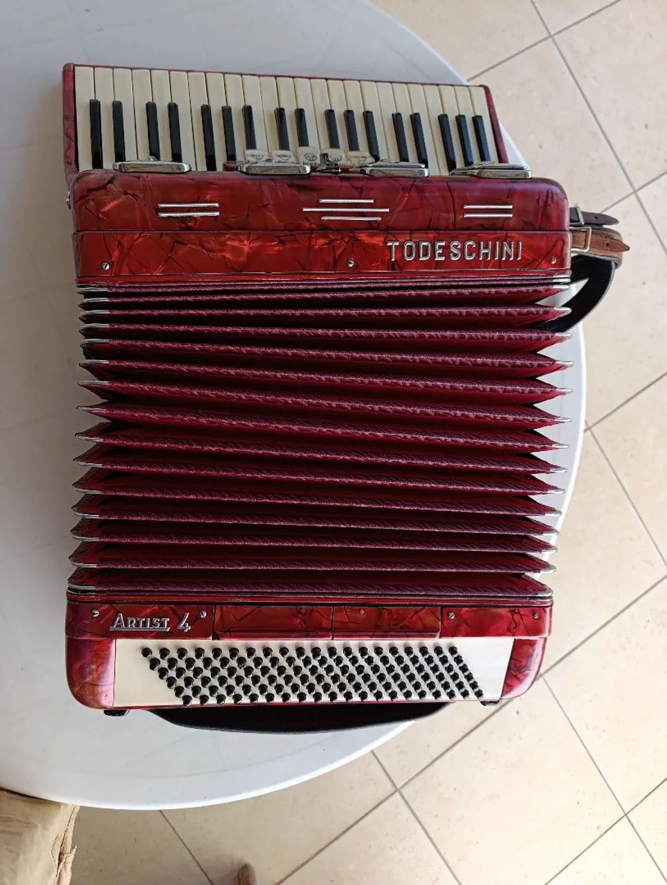 Acordeon,sanfona Todeschini 120 baixos  - Foto 3