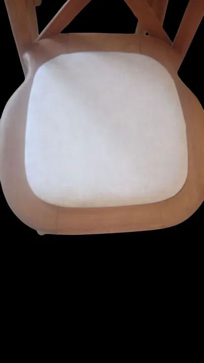 Vendo 42 cadeiras Cross (juntas) - Foto 5