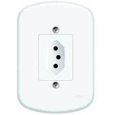 Tomada fame blanc nova