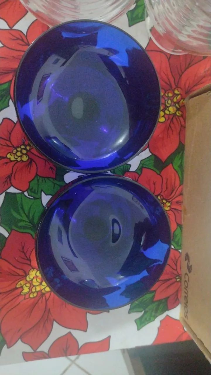 Par de Taças Antigas em Vidro Azul Cobalto para Sobremesa  - Foto 2