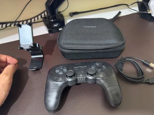 Controle 8BitDo SN30 Pro 2 (pouquíssimo usado)