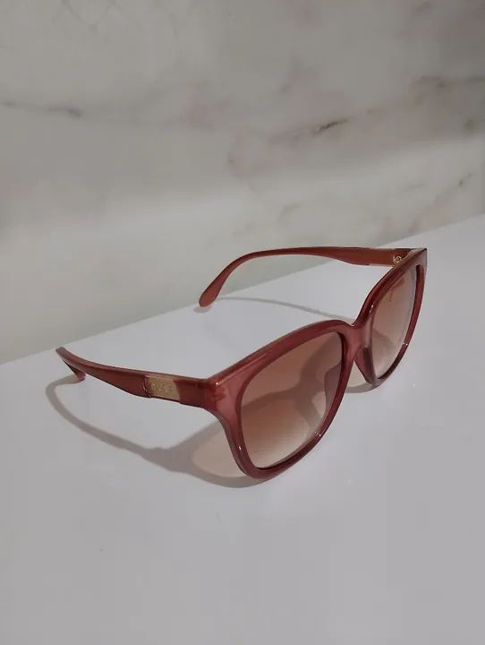 Óculos de Sol Feminino GUCCI - Foto 2