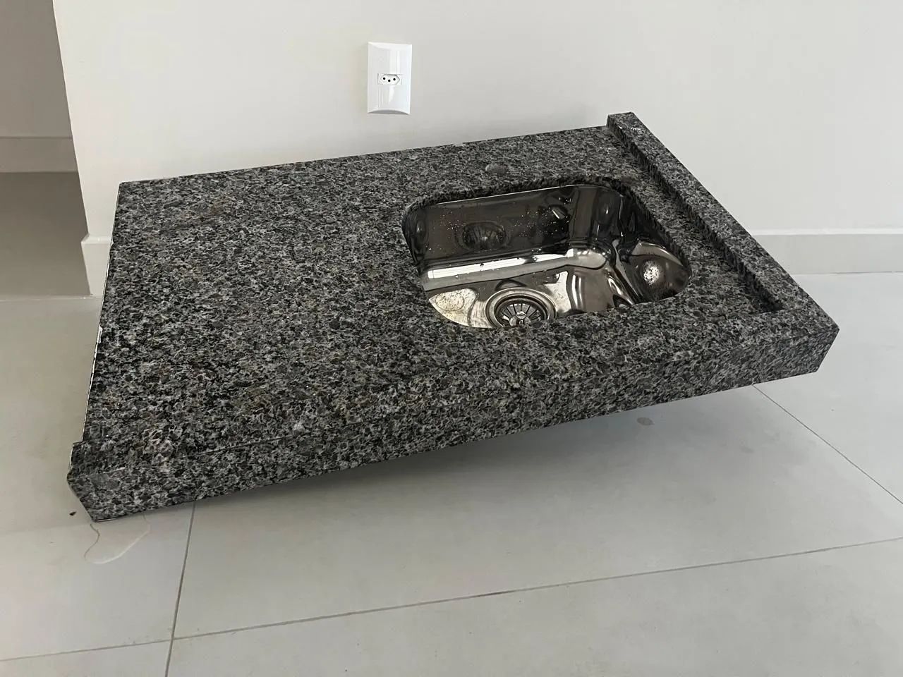 Pia de Granito para Cozinha ou área gourmet  - Foto 3