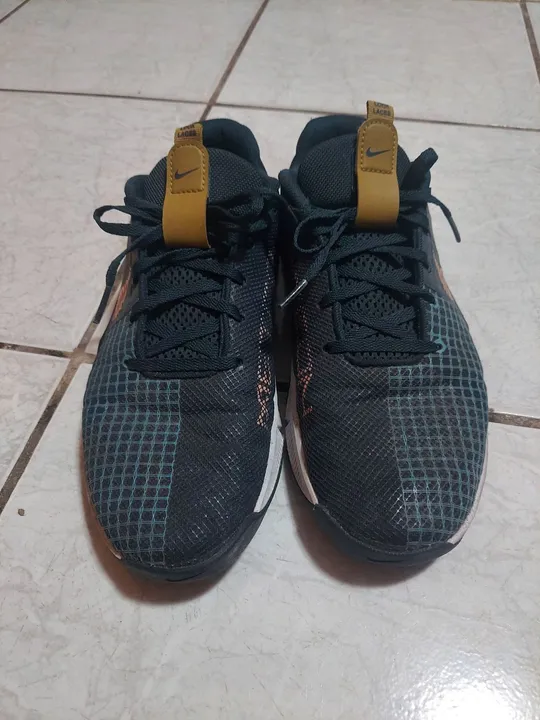 Tênis Nike Metcon 8 azul marinho 42