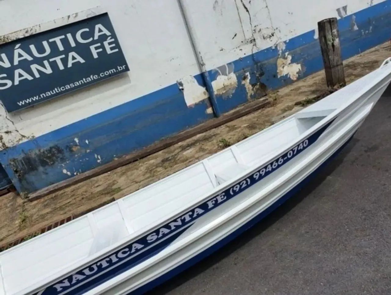 canoa, bote, lancha, lancha, barco, voadeira 6 metros borda alta nunca foi usada.
