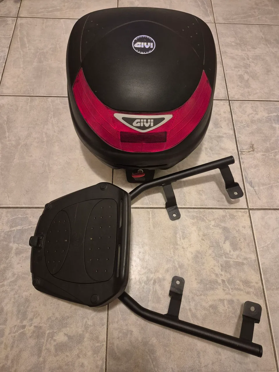 Baú Givi c/ Suporte Honda ADV 150
