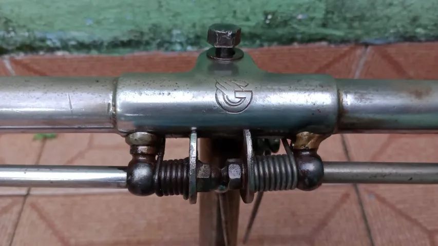 GUIDÃO ORIGINAL DA BICICLETA GORICKE COM TIMBRE DA MARCA