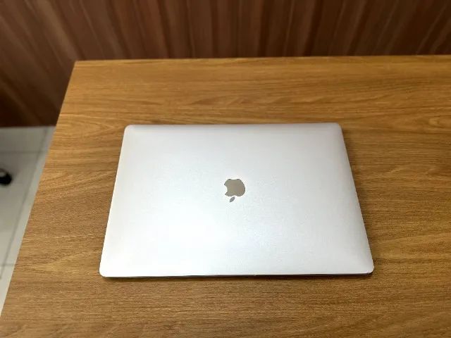 MACBOOK PRO 32 GB RAM, 1 TB, i9, 16 POLEGADAS, TOUCH BAR, IMPRESSÃO DIGITAL
